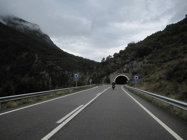 Tenere voor tunnel