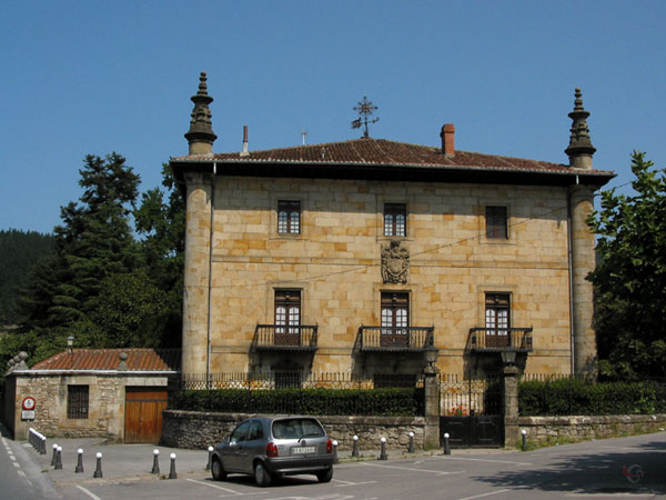 Baskisch vierkant huis