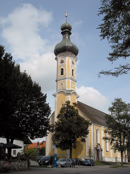 Zuid-Duitse kerk met uientorens