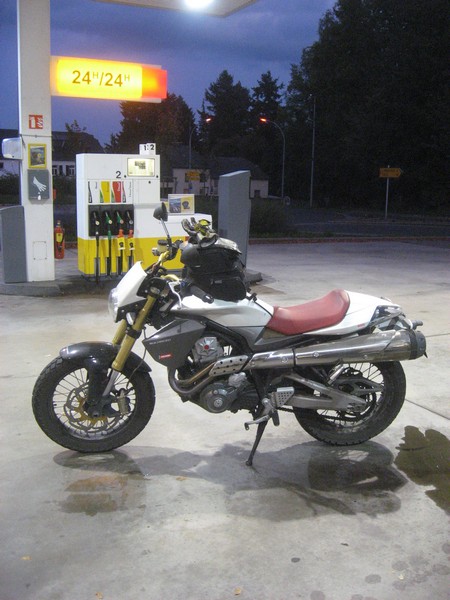 Mulhacen en benzinestation