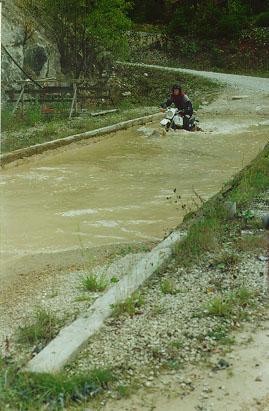 R80GS Basic almost completely under water