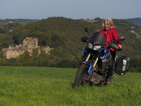 Sylvia op Yamaha SuperTenere