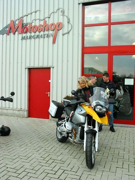 Sylvia with a brand new R1200GS