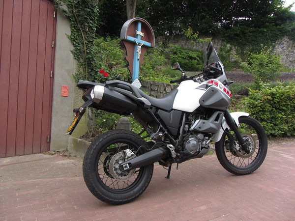 Yamaha Tenere XT660Z, van opzij