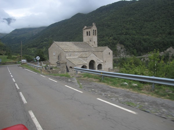 Kerkje langs de weg