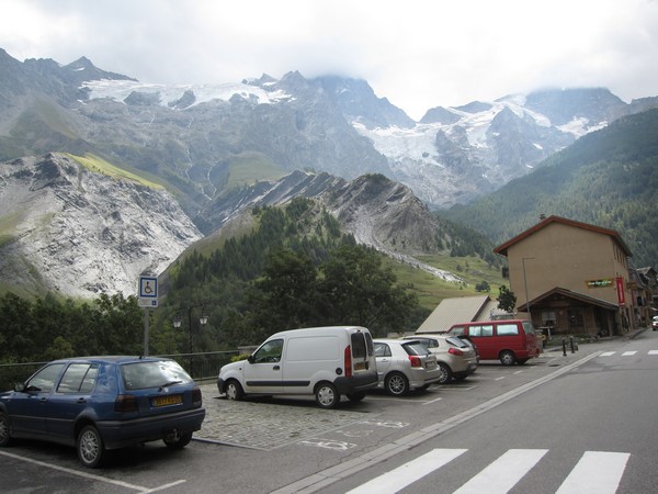 geparkeerde auto's