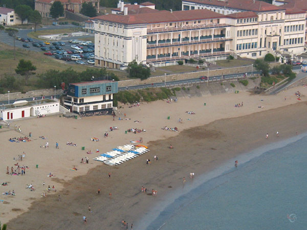 Het strand van boven