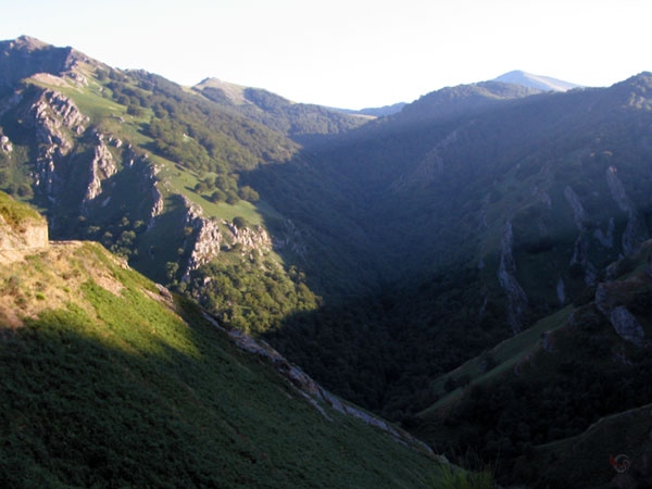 Woest berglandschap