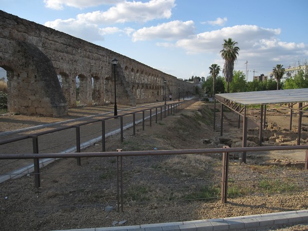 Opgravingen en aquaduct