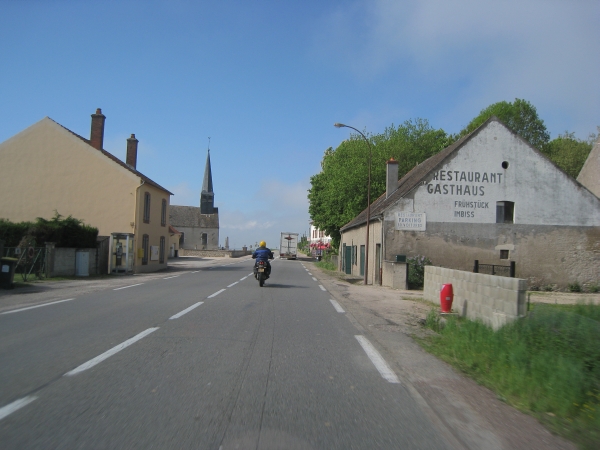 Opschrift van restaurant op muur