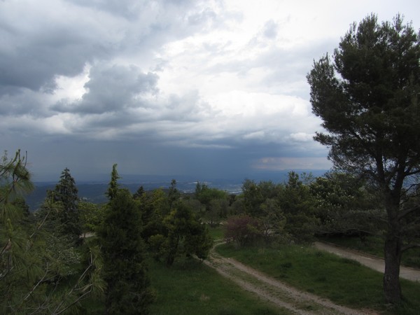 Donkere wolken en uitzich