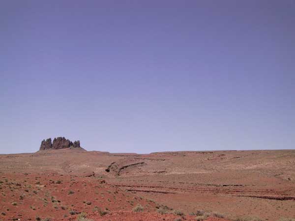 De eerste rots van Monument Valley