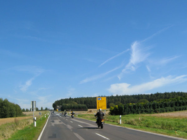 Rechte weg, Sylvia, en daarvoor Harleys