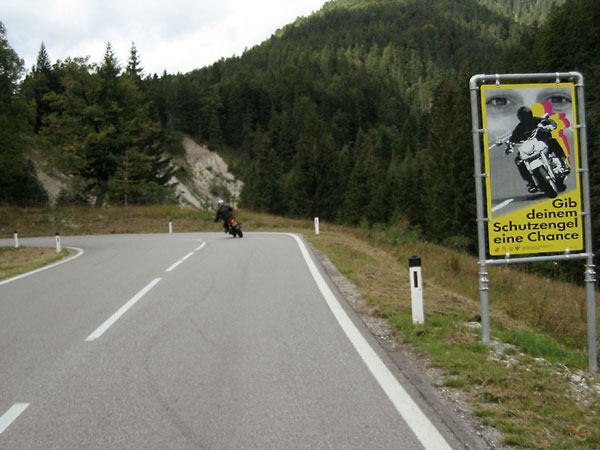 Bord met: Gib deinem Schutzengel eine Chance