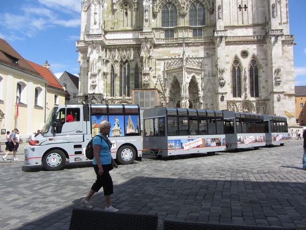 Treintje en kerk