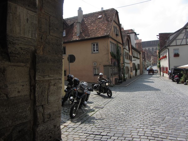 Guzzi en paard en wagen