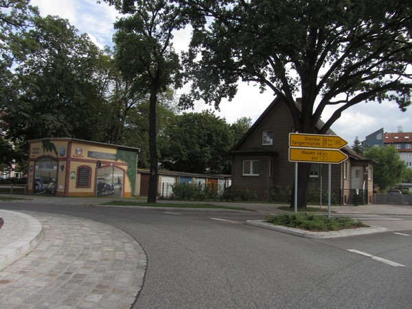 Beschilderde garage