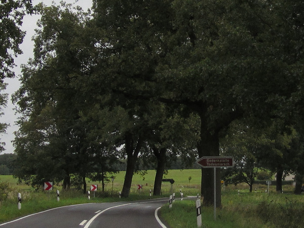 Bord langs de weg