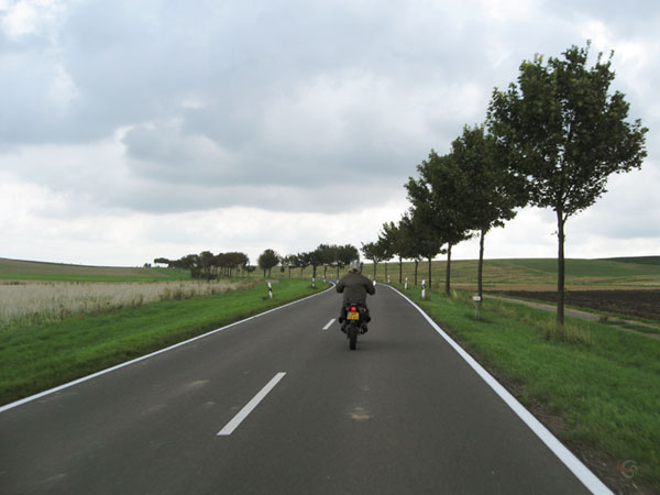 Tricker op rechte weg