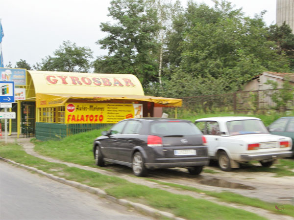 Gyros bar langs de weg