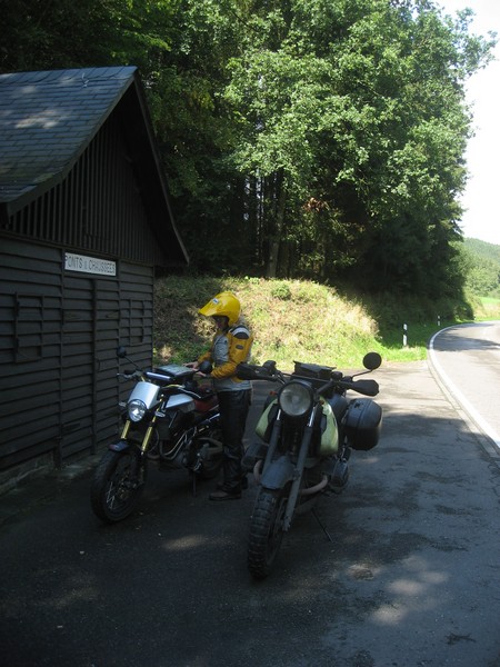 Twee motoren