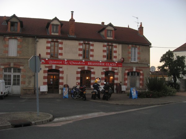 Restaurant met twee motoren